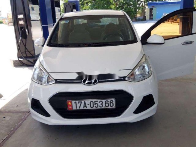 Cần bán Hyundai Grand i10 sản xuất 2015, nhập khẩu chính chủ