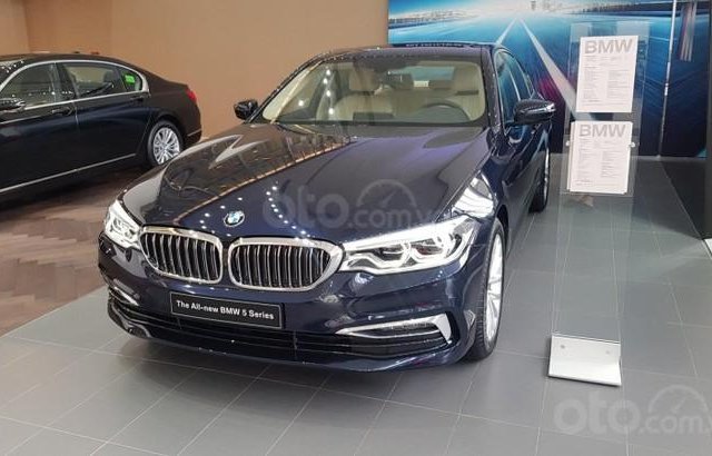 BMW 530i 2021, mẫu Sedan bán chạy nhất của BMW, xe sẵn giao ngay toàn quốc, liên hệ để nhận ưu đãi