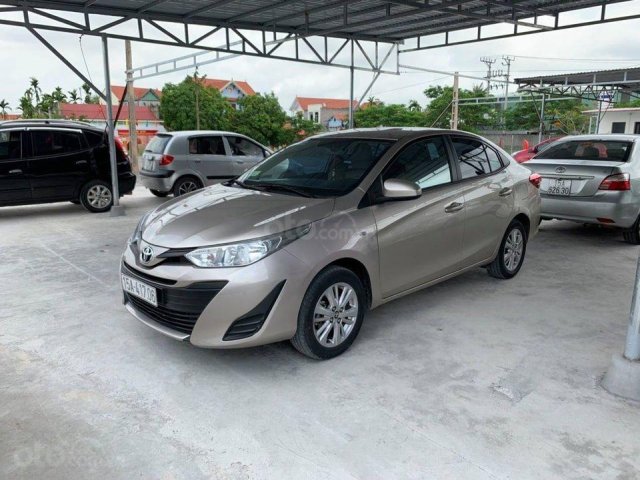 Bán Toyota Vios 1.5 năm 2018, màu bạc chính chủ giá cạnh tranh0