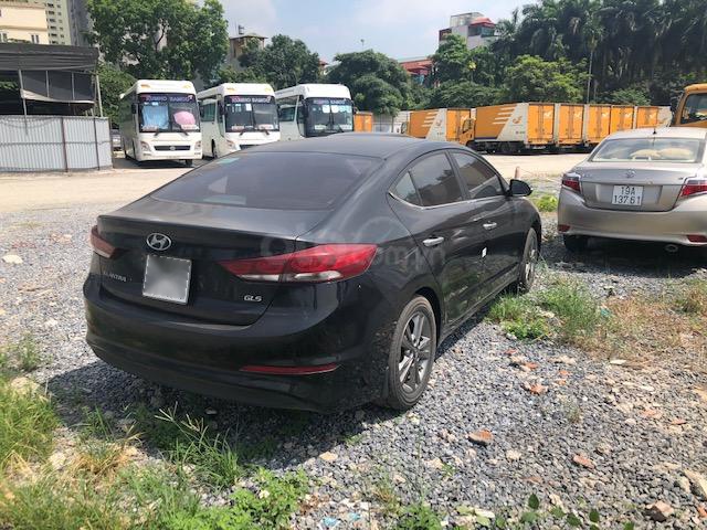 Ngân hàng bán đấu giá ô tô Hyundai Elantra 1.6 AT sản xuất 2016