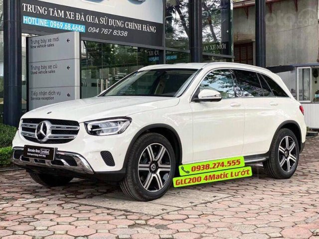 Cần bán gấp Mercedes GLC 200 đời 2021, màu trắng0