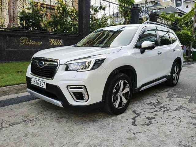 Bán ô tô Subaru Forester sản xuất năm 2019, màu trắng, nhập khẩu còn mới