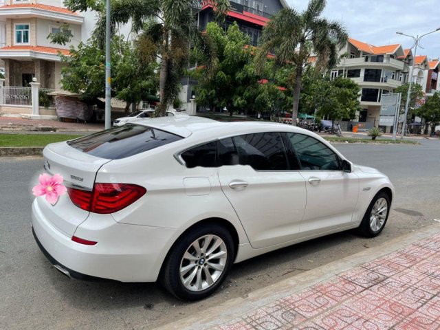 Bán BMW 535i đời 2010, màu trắng, xe nhập còn mới0