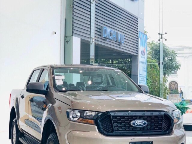 Ford Ranger XLS 2.2 AT 2021 màu ghi vàng, giảm tiền mặt kèm phụ kiện0