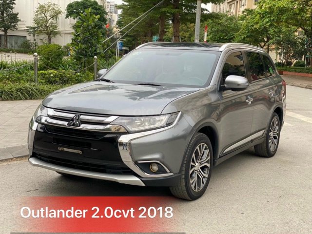 Bán nhanh Mitsubitshi outlander 2.0CVT sx 2018 biển Sài Gòn 40.000 km0