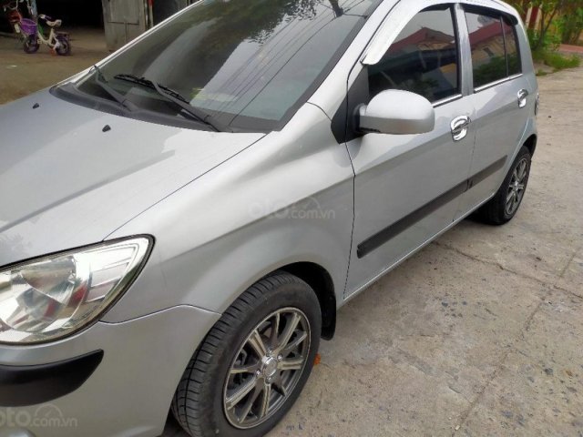 Cần bán gấp Hyundai Getz 1.1 MT sản xuất 2009, màu bạc, xe nhập xe gia đình, giá 195tr