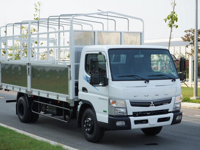 Xe tải Nhật Bản 3.5 tấn Mitsubishi Fuso Canter TF7.5 Thùng Dài 5.2m, trả góp 70% tại Hà Nội0