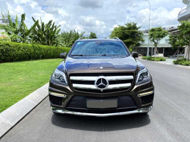 Bán Mercedes GL500 4Matic màu nâu nội thất be model 2014, mua mới từ đầu, full lịch sử hãng, tên công ty xuất hợp đồng0