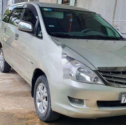 Bán Toyota Innova sản xuất năm 2008 còn mới, 245tr0