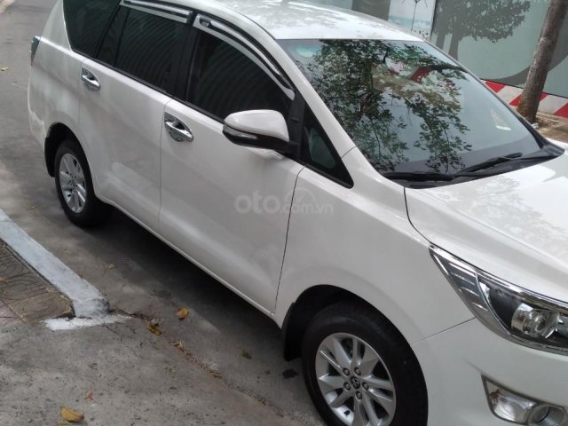 Cần bán lại xe Toyota Innova đời 2017, 540 triệu