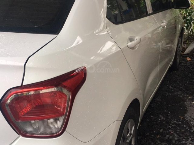 Cần bán lại xe Hyundai Grand i10 sản xuất năm 20160