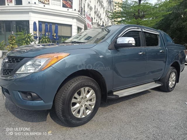 Cần bán lại với giá thấp chiếc Mazda BT50 3.2AT 20140