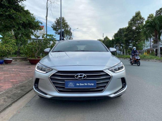 Cần bán lại xe Hyundai Elantra 1.6 GLS AT năm 2018, 540tr0