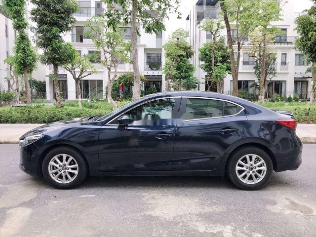 Cần bán Mazda 3 1.5 AT năm sản xuất 2018