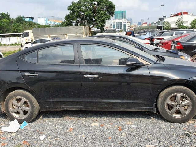 ngân hàng bán đấu giá Hyundai Elantra 1.6 MT năm 2018