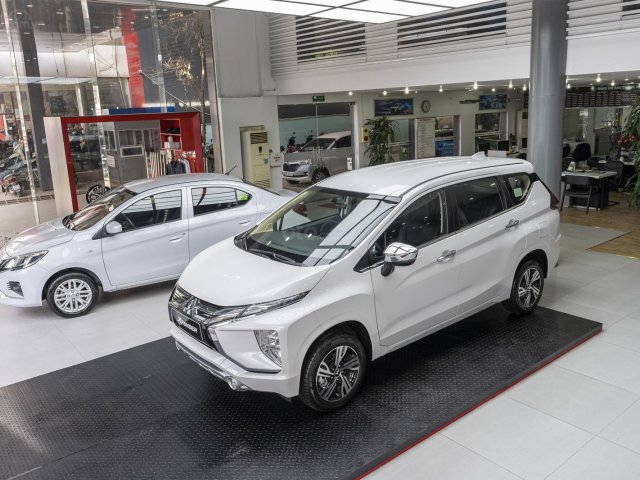 Mitsubishi Xpander 1.5 AT giảm ngay 50% thuế trước bạ, phiếu nhiên liệu 12 triệu, hỗ trợ trả góp lãi suất 0%