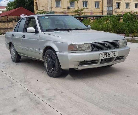 Bán xe Nissan Sunny sản xuất năm 1992, nhập khẩu nguyên chiếc, giá 40tr