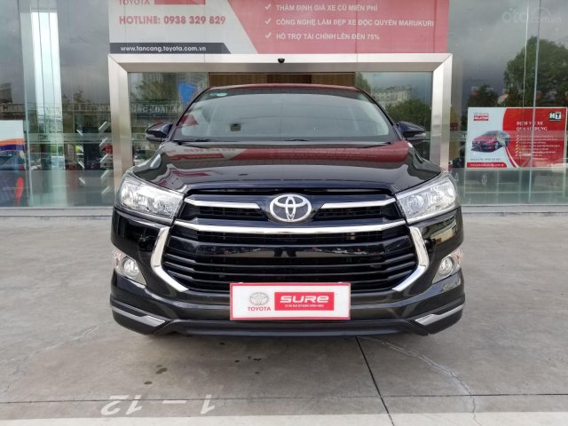 Cần bán xe cá nhân - Toyota Innova Venturer 2.0 6AT 2018 - Màu đen - Đi 57.000 km0