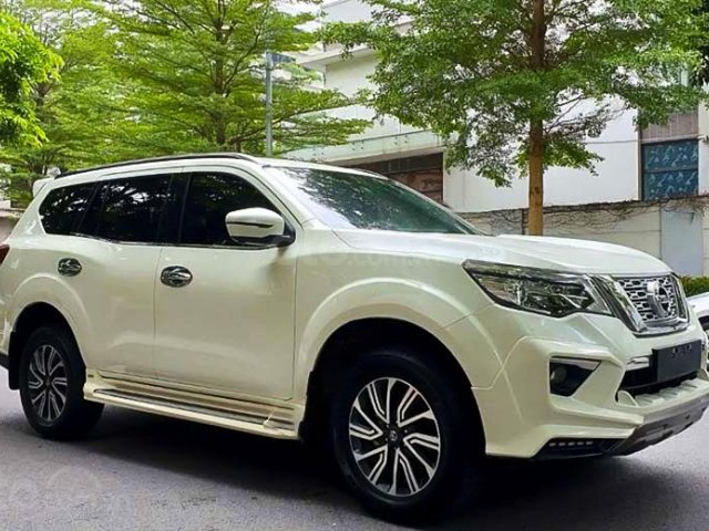 Cần bán gấp Nissan Terra 2.5 năm 2019, màu trắng, nhập khẩu nguyên chiếc còn mới