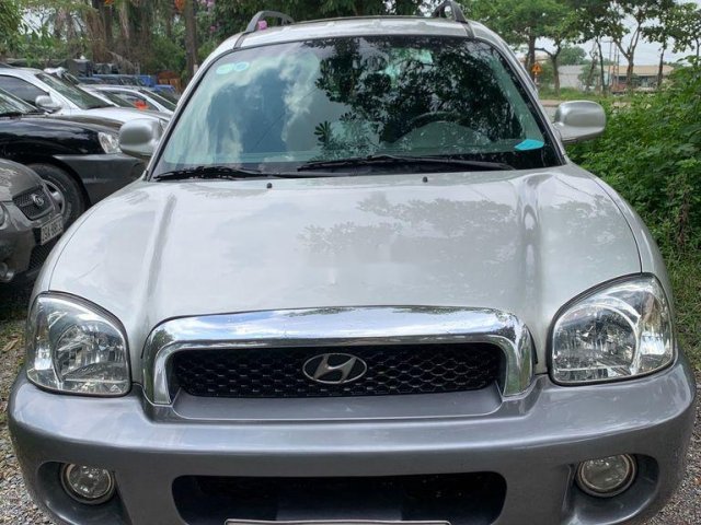 Cần bán lại xe Hyundai Santa Fe 2005, màu bạc, nhập khẩu chính chủ giá cạnh tranh0