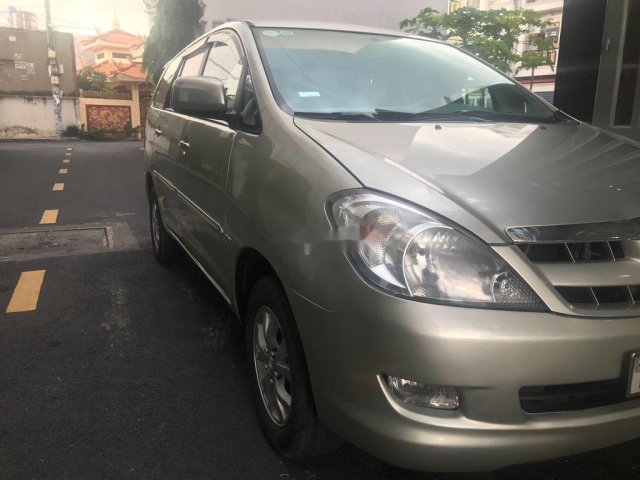 Cần bán gấp Toyota Innova sản xuất năm 2006 còn mới, 255 triệu0