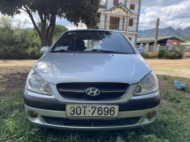 Cần bán lại xe Hyundai Getz năm 2009, màu bạc, nhập khẩu xe gia đình