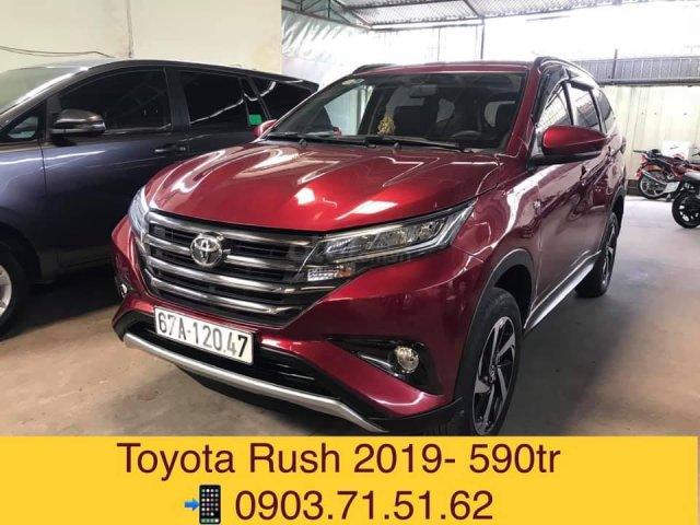 Cần bán xe Toyota Rush sản xuất năm 2019, màu đỏ còn mới0