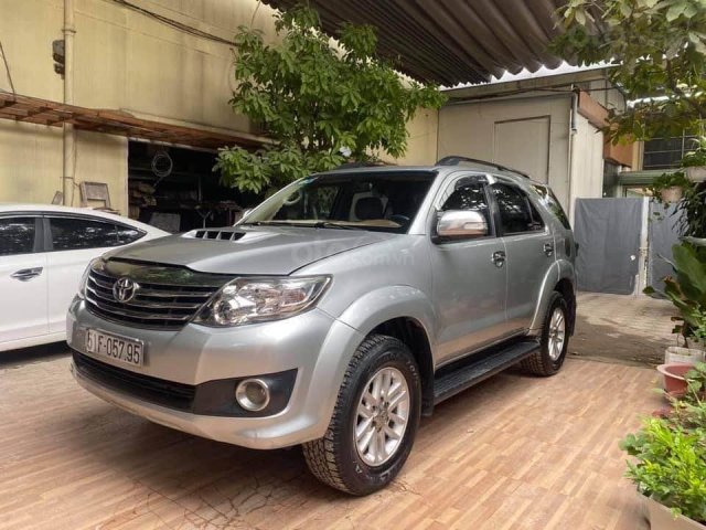 Bán nhanh giá thấp chiếc Toyota Fortuner, đời 2014