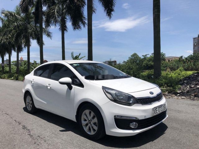 Cần bán xe Kia Rio đời 2016, màu trắng, nhập khẩu 0