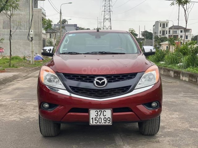 Cần bán nhanh Mazda BT50, sản xuất năm 2015, siêu chất