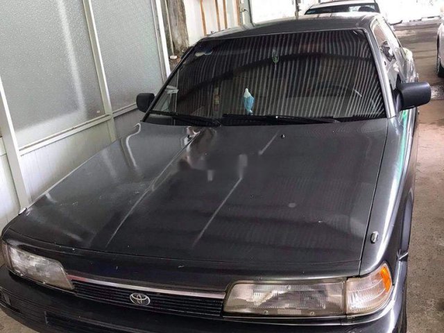 Cần bán Toyota Camry đời 1987, màu xám, xe nhập0