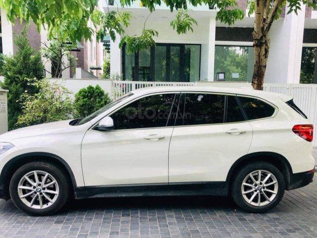 Cần bán gấp BMW X1 sản xuất 2016, màu trắng, giá tốt nhất cho anh em