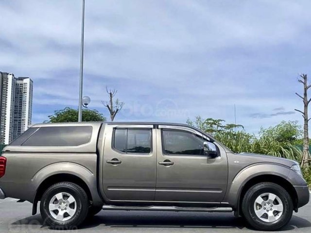 Bán ô tô Nissan Navara LE 2.5MT 4WD sản xuất năm 2014, màu nâu, nhập khẩu  