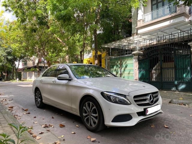 Bán Mercedes C200 năm sản xuất 2017, màu trắng