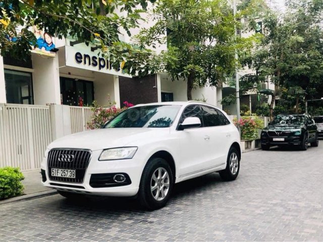 Bán xe Audi Q5 năm sản xuất 2015, màu trắng