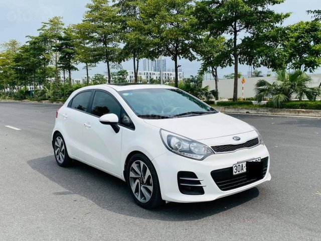 Cần bán xe Kia Rio 2015, màu trắng, nhập khẩu Hàn Quốc0