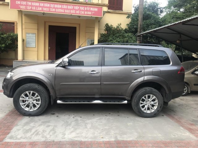 Pajero Sport tự động 4x4 full máy xăng