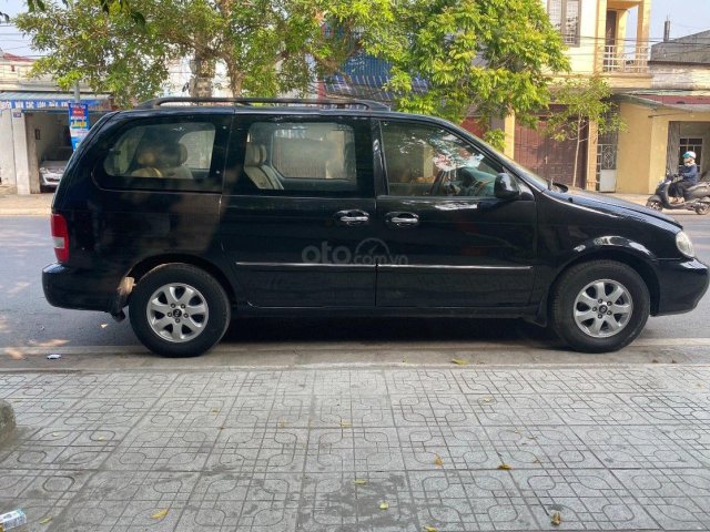 Bán Kia Carnival năm 2009, màu đen, nhập khẩu chính chủ