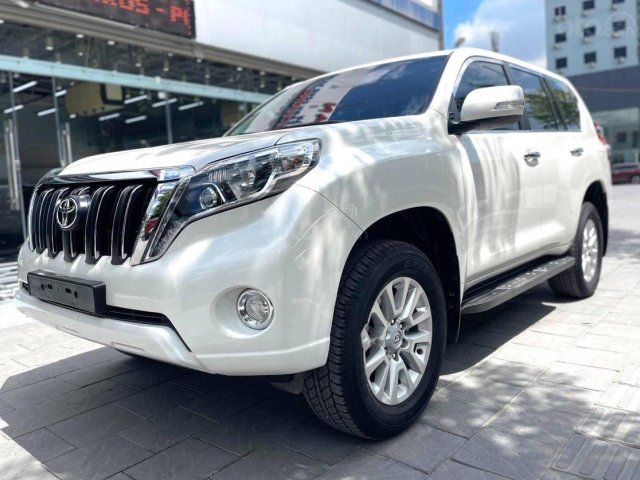 Cần bán gấp Toyota Land Cruiser Prado 2017, màu trắng, nhập khẩu