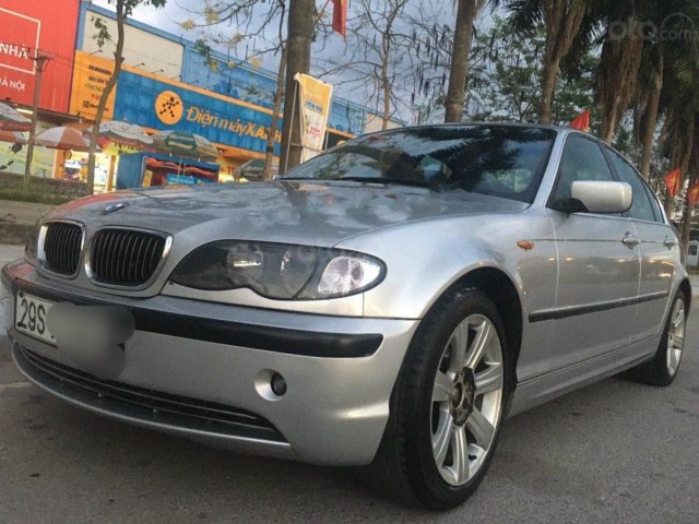 Bán xe BMW 325i đời 2003, màu bạc chính chủ