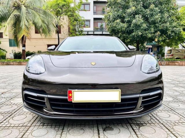 Cần bán lại xe Porsche Panamera 2018, màu nâu, nhập khẩu