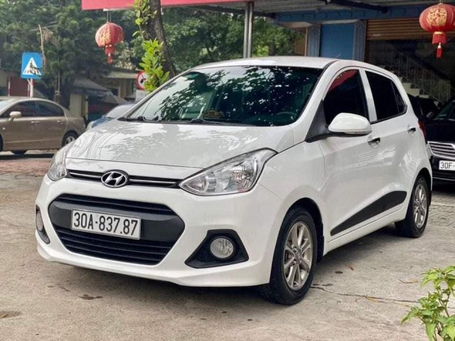 Cần bán Hyundai Grand i10 sản xuất 2015, màu trắng, nhập khẩu nguyên chiếc