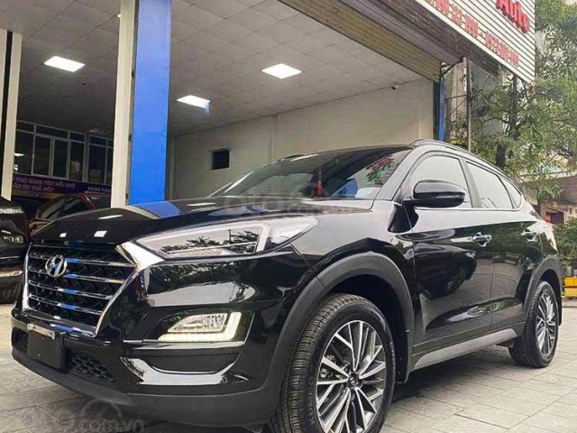 Bán Hyundai Tucson 2.0 ATH đời 2020, màu đen còn mới0