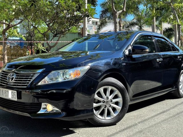 Bán Camry 2.0E sx 2013 odo chỉ 79000km0