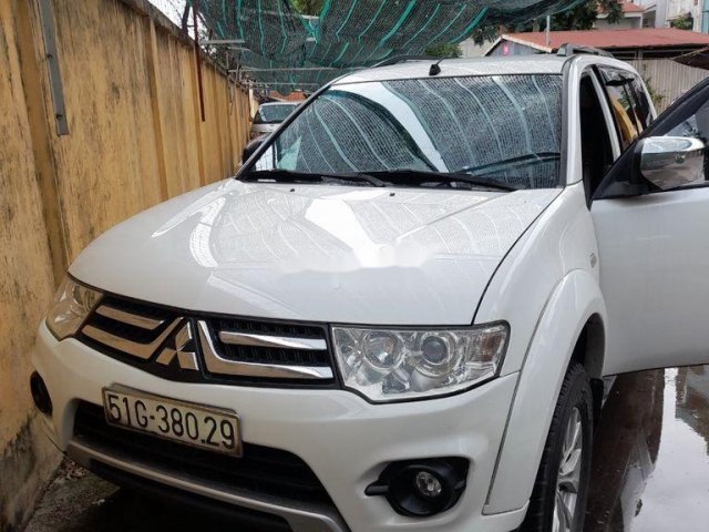 Cần bán xe Mitsubishi Pajero đời 2017, màu trắng, 555 triệu