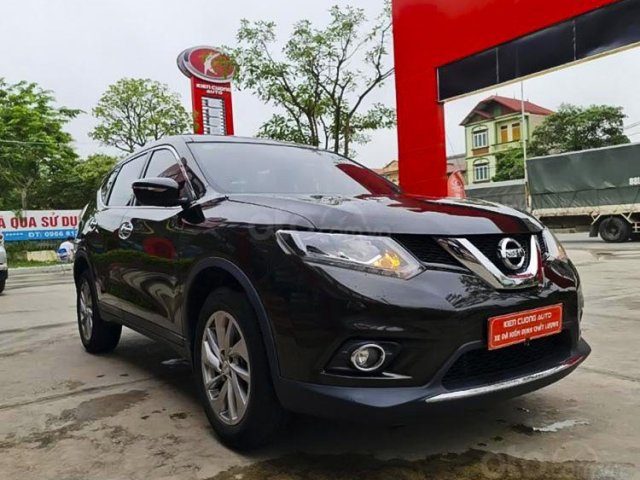 Bán Nissan X trail 2.0L AT đời 2018, màu đen, giá chỉ 760 triệu