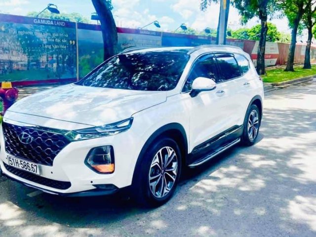 Cần bán lại xe Hyundai Santa Fe đời 2019, màu trắng, bao test, bao chạy thử để cảm nhận0