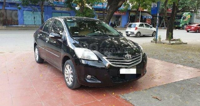 Cần bán Toyota Vios năm 2012, màu đen, giá 218tr