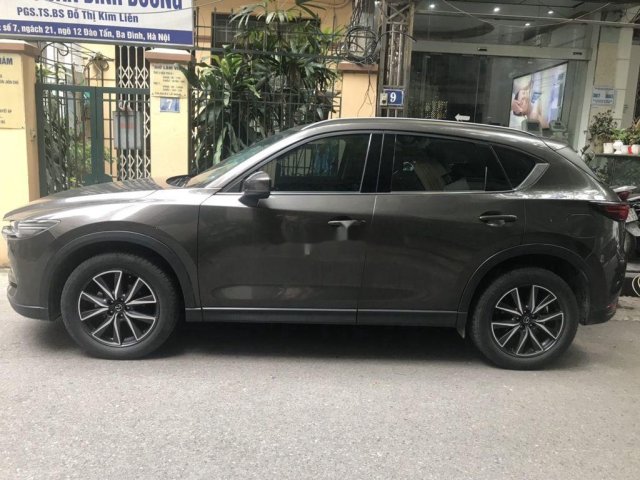 Xe Mazda CX 5 sản xuất năm 2018, màu đen còn mới, giá chỉ 820 triệu