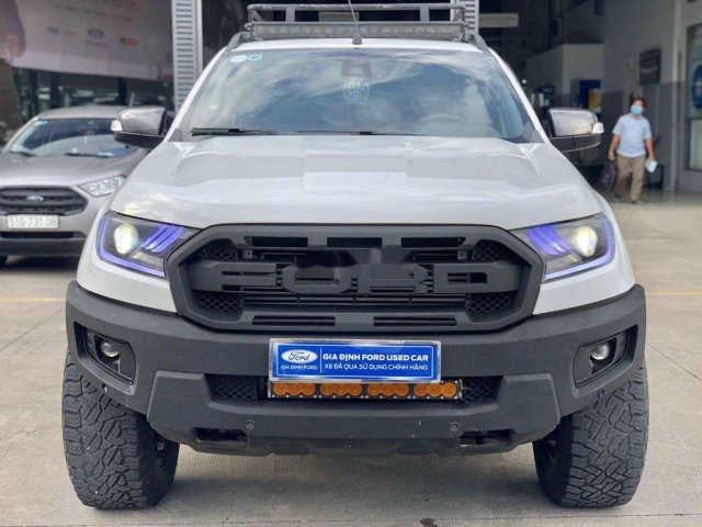 Bán Ford Ranger Wildtrak sản xuất năm 2017, màu trắng, xe nhập còn mới, giá chỉ 819 triệu